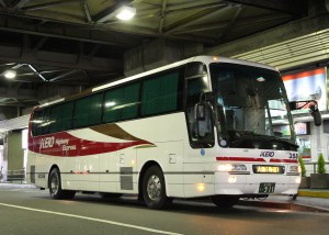 京王バス東　大阪線　・911 (1)